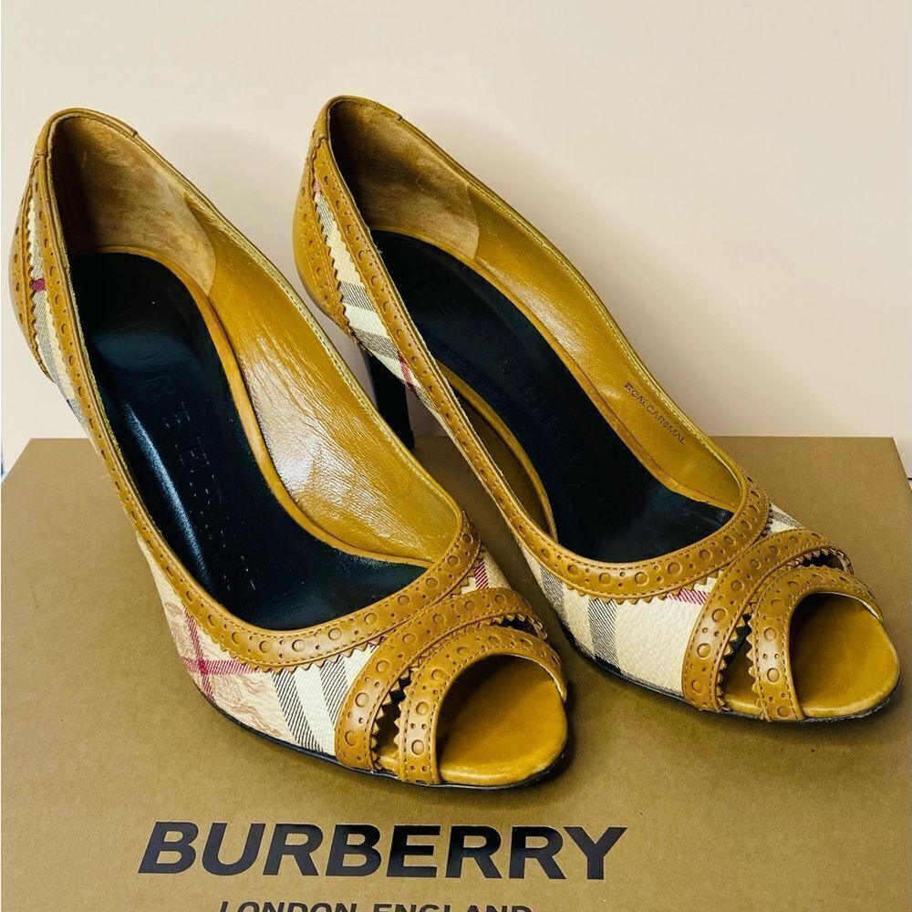 🛍️ Burberry Authentic Tan Peep-Toe Leather Heels with House Check Accents